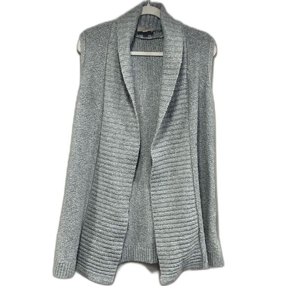 Loft Bundle: Striped V-Neck Sweater & Soft Grey Textured Vest - Small - Picture 4 of 10